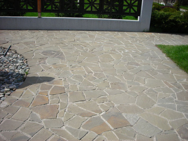 Мощение дорожек с подготовкой основания для пешеходов